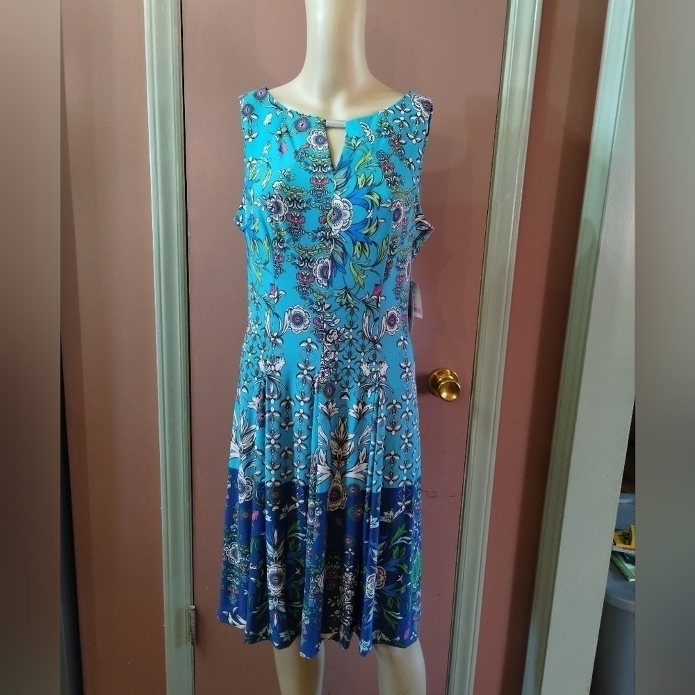 NWT Gabby Skye women's size 10 sleeveless dress $88 floral